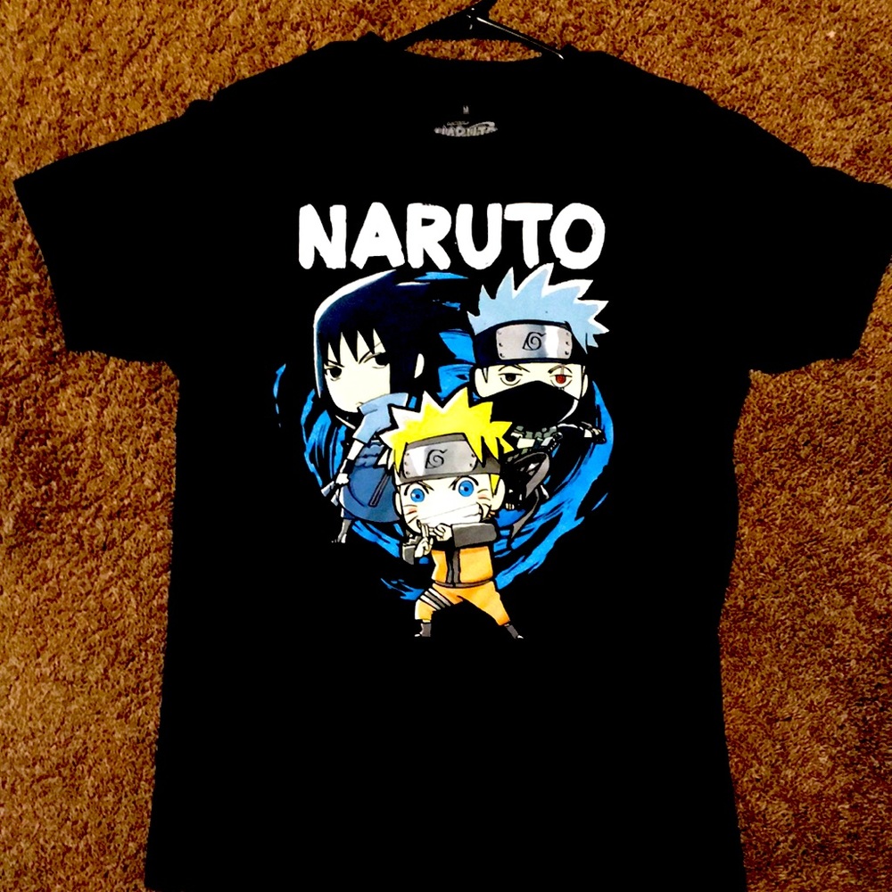 I am selling a graphic t-shirt that has been used.